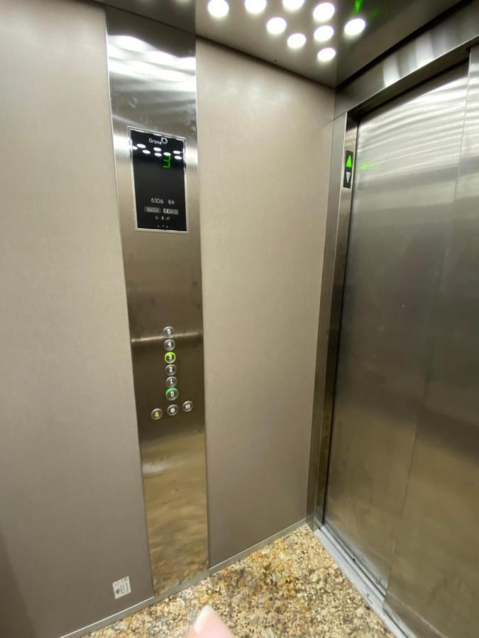 Habitat Sea View Apartment וארנה מראה חיצוני תמונה
